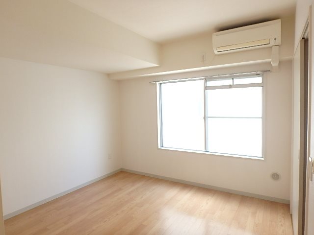 ライヴス行徳 ベッドルーム