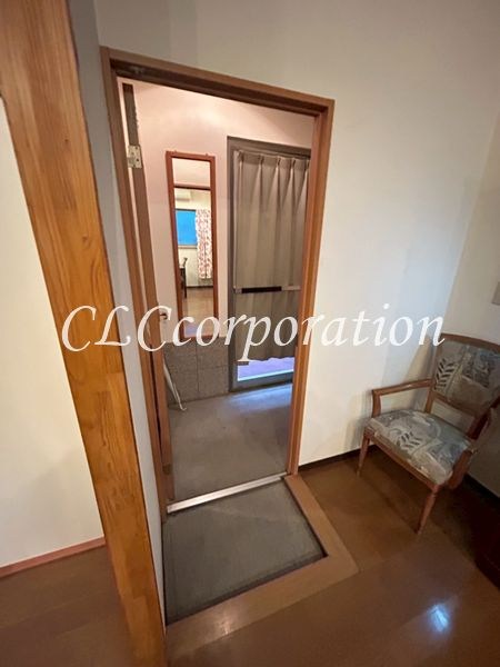 奉仕ストアー 玄関