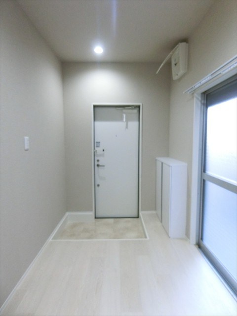 リリアンAK 玄関