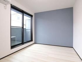 エスカリエ・ブルー リビング