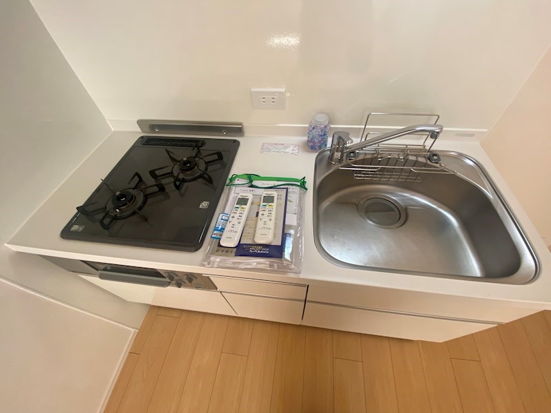 ホワイト スクエア キッチン