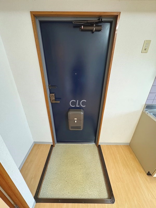 かいづかファミリア  玄関