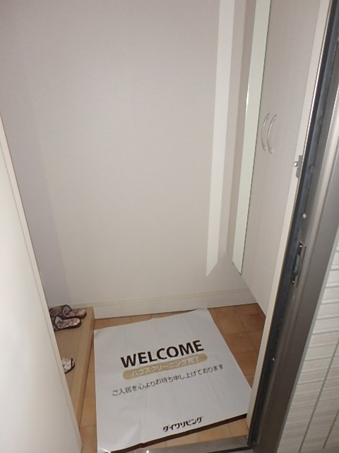 パーチェメゾン明日香 玄関