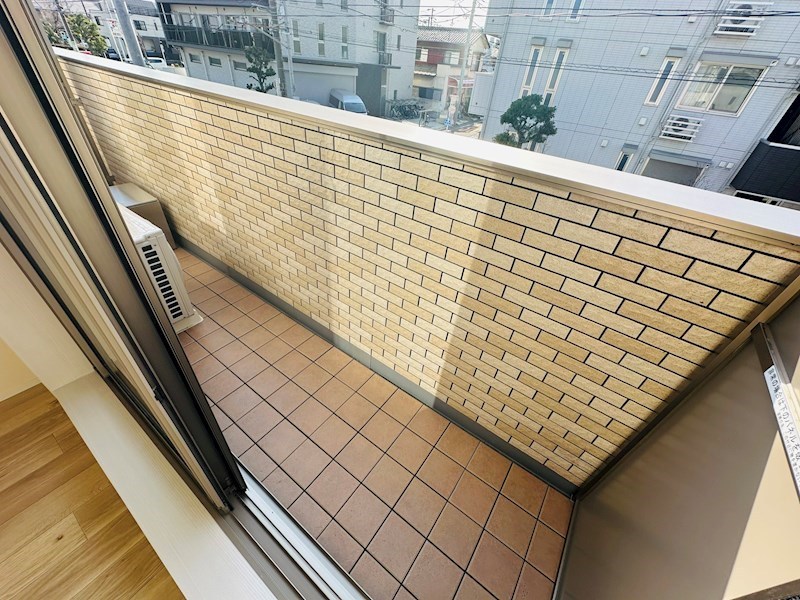 ガーデン旭 ベランダ