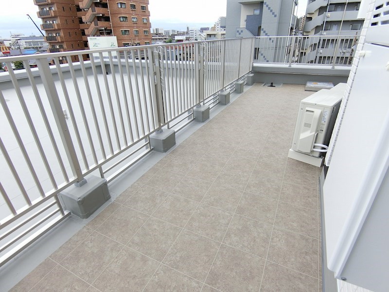 ヴィラ・クリーンホワイト凛 ベランダ