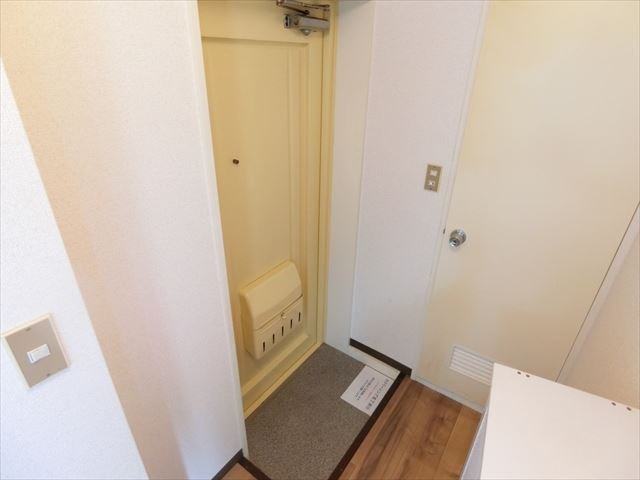 サンライト小石川 玄関