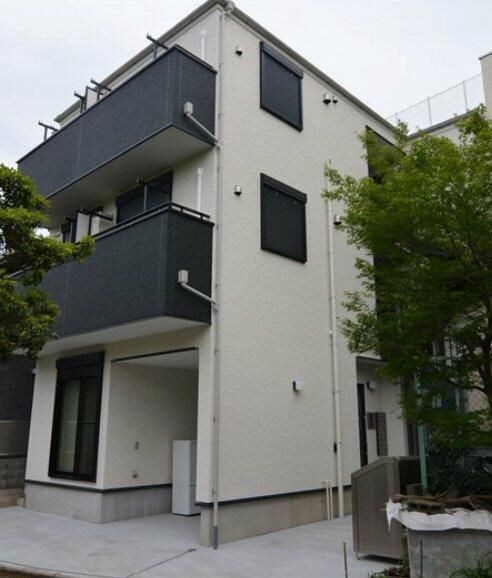 イーストワン一之江 203号室 外観