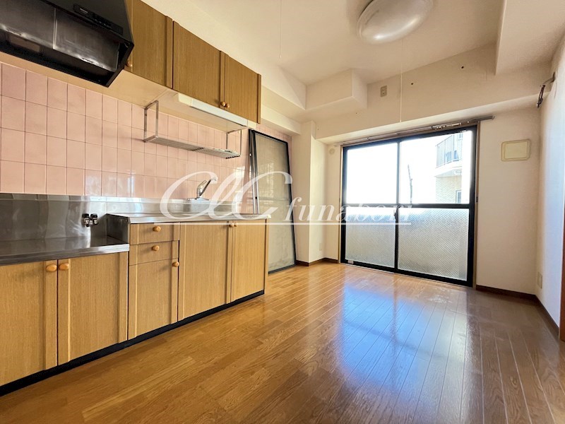 ＴＯＭＩ大塚 リビング