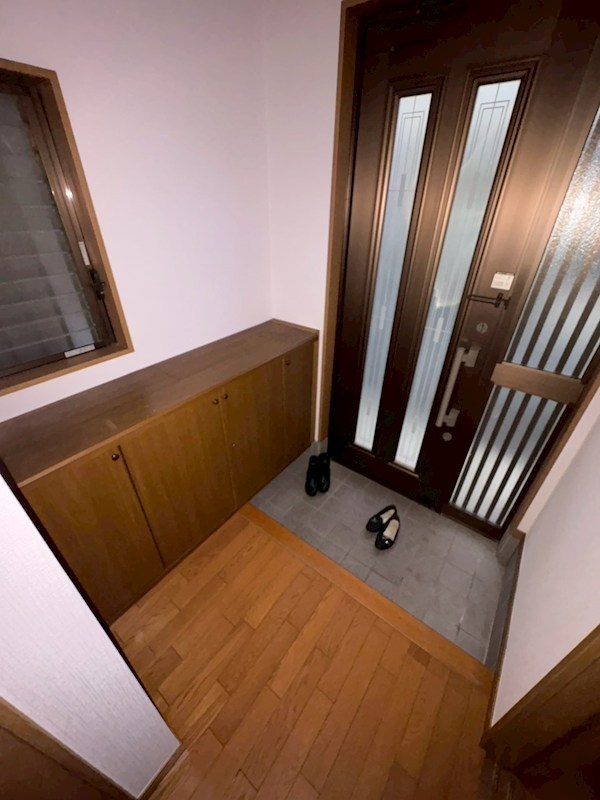 西馬橋3丁目戸建 玄関