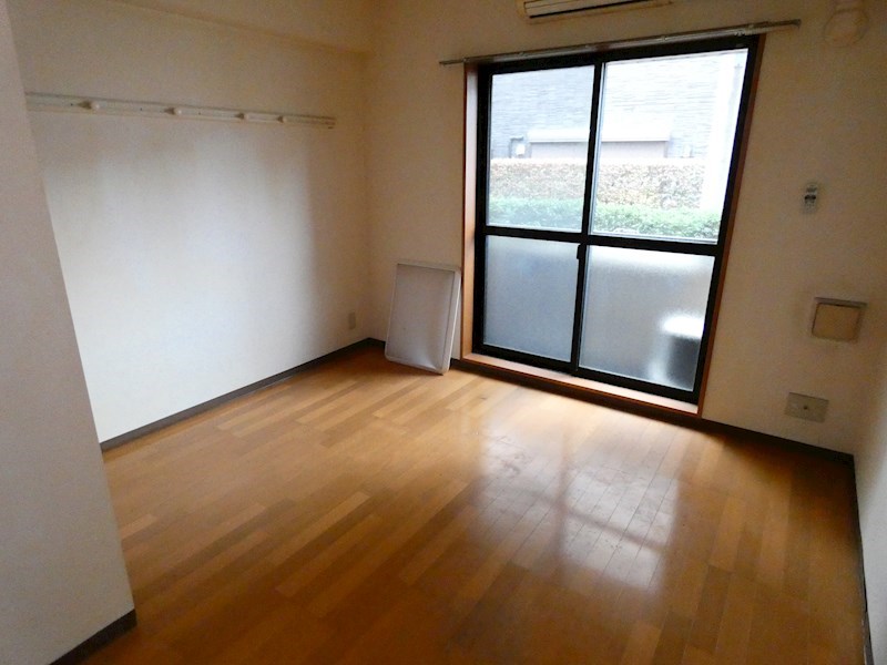 オランジェリーA  ベッドルーム