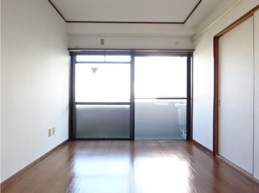 吉川ビル リビング