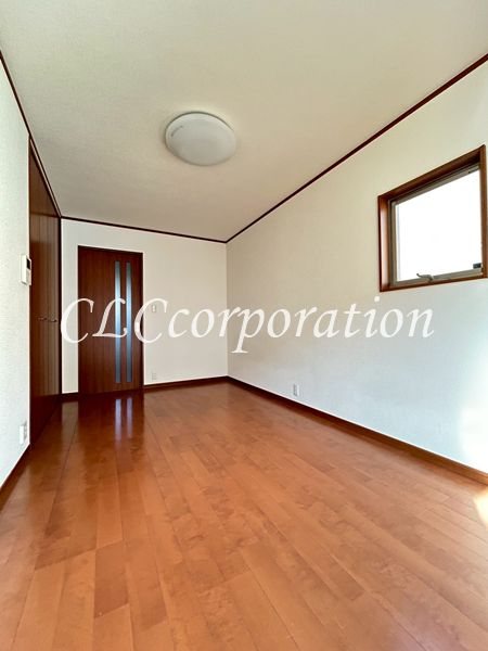 エム・フラワー  ベッドルーム