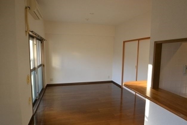 ライオンズガーデン町屋 リビング