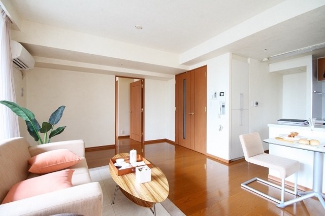 レジディア新川Ⅱ リビング