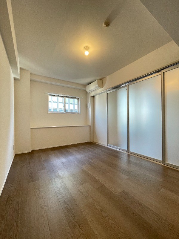 レジディア三越前 ベッドルーム