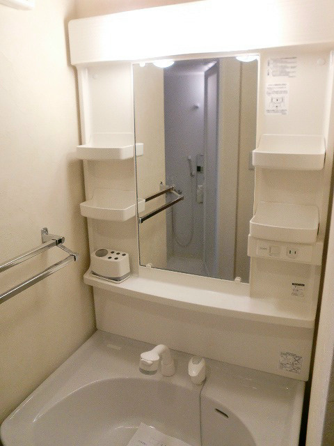 ルイ・オータム その他4