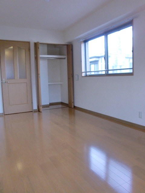 ルイ・オータム リビング