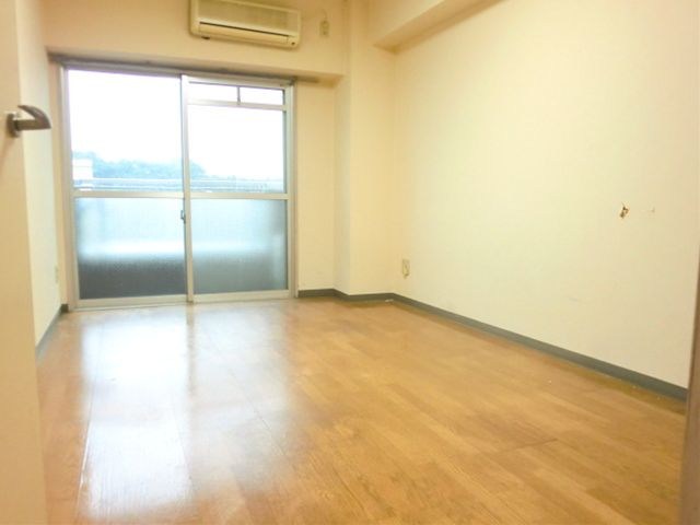 ロアデロア ベッドルーム