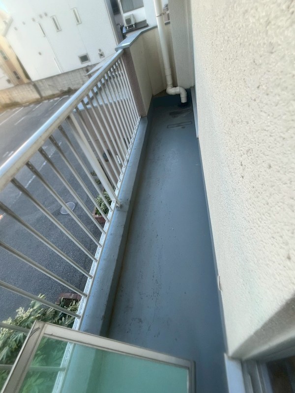 コートアオイ  ベランダ