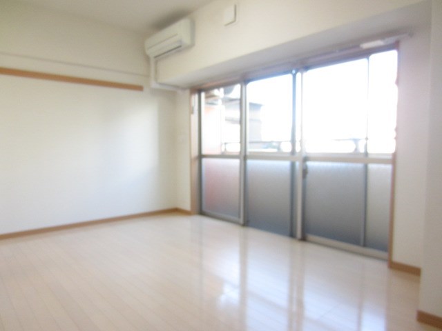 ＲＩＳＥ ベッドルーム