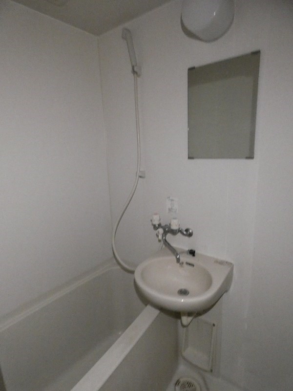 オランジェリーA  風呂画像