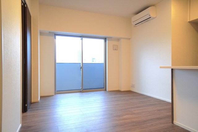 アジールコート山手動坂  リビング