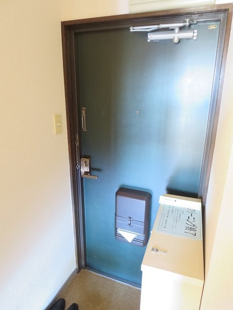 サンコーポラス坂本 玄関