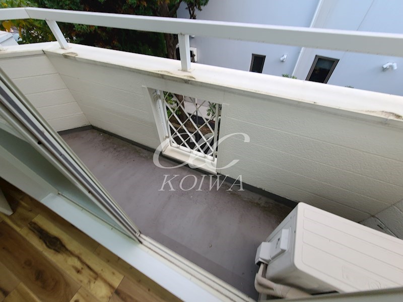 グランドールアイダＣ   ベランダ