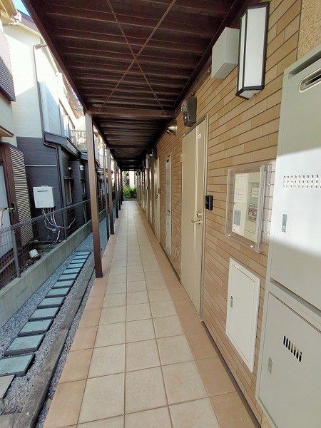 ハートヒルズ青井 玄関