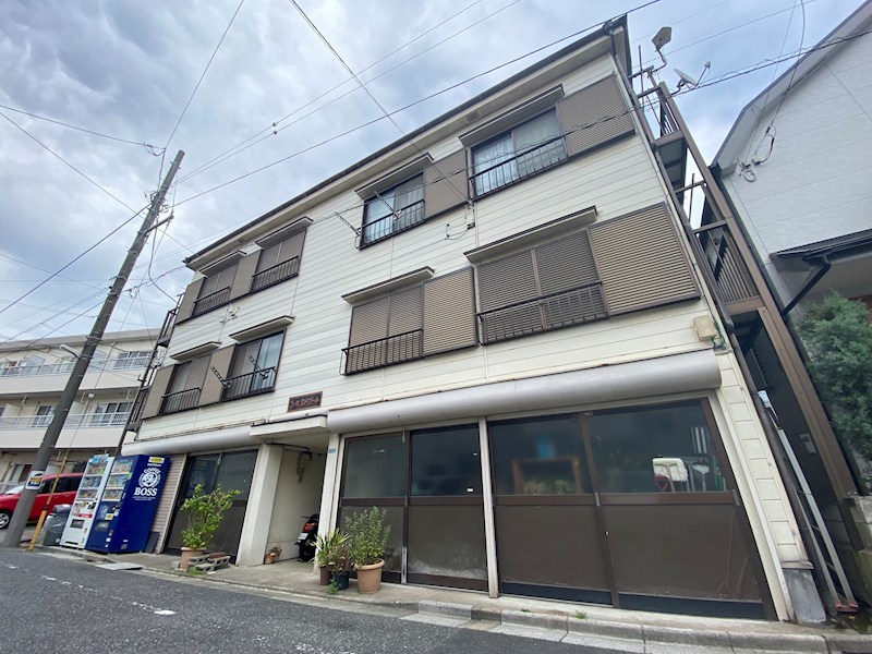 コーポエトワール 外観