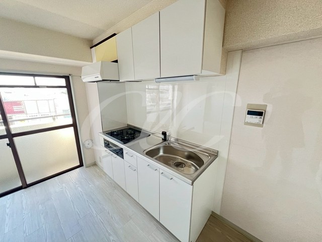 ロイヤルパレス綾瀬 キッチン