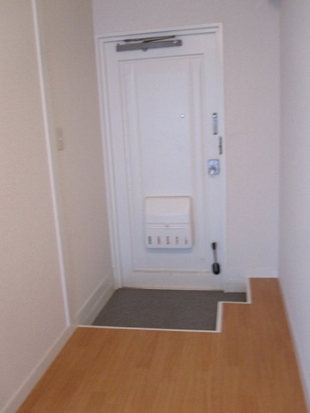 メゾン新小岩 玄関
