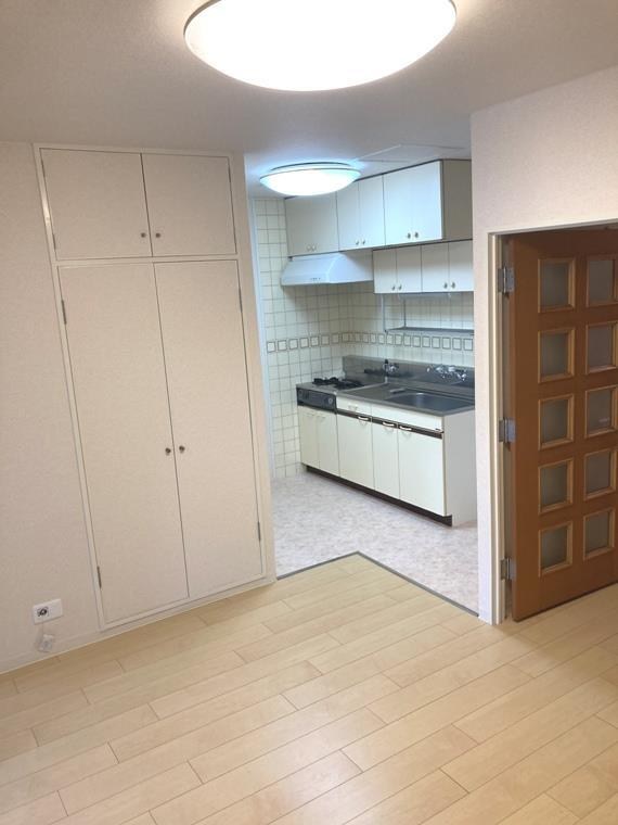 秀和亀戸２丁目レジデンス リビング