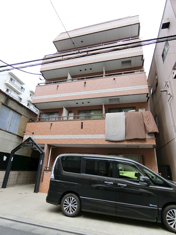 ファミール 外観写真