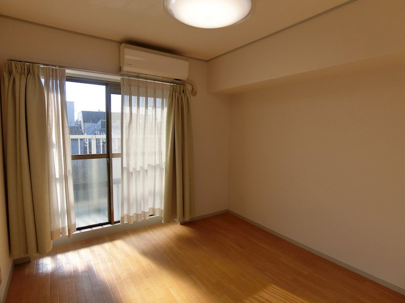 アーバンハイツ飯野 ベッドルーム