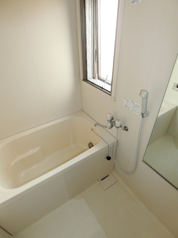 TAKAオートビル 風呂画像