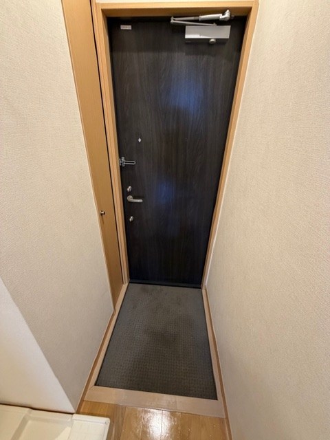 ヒロハイツ 玄関