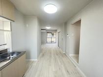 フレンドリーテラス六町  玄関