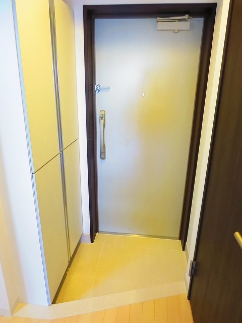 インペリアルパークⅠ 玄関