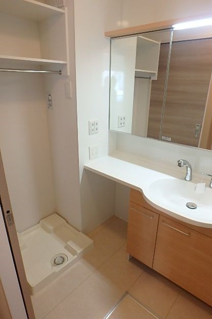 イールエステート  その他3