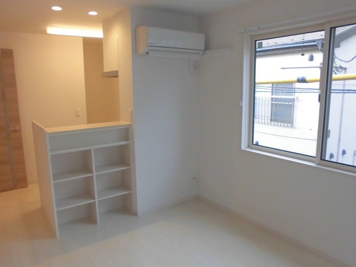 イールエステート  リビング