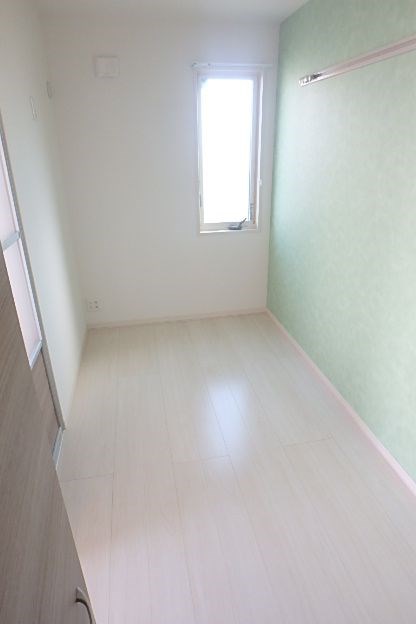 イールエステート  ベッドルーム