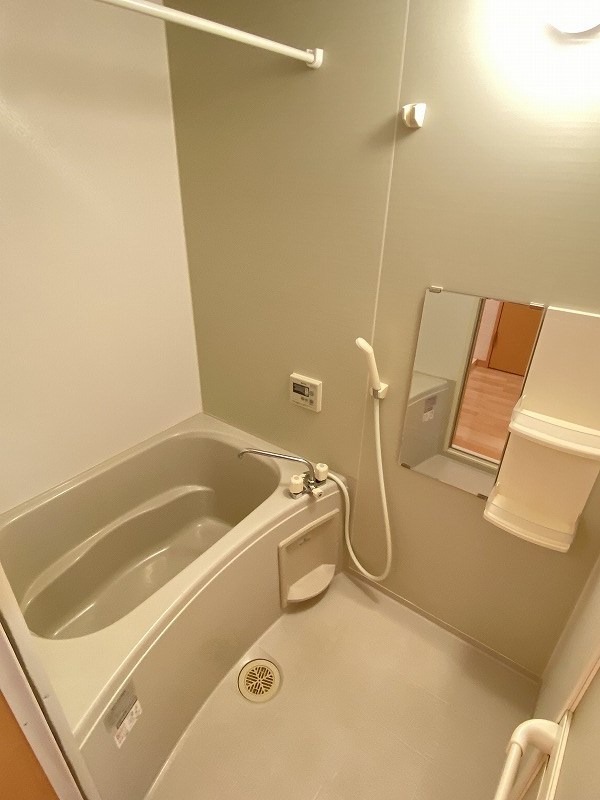 ニューアローズＭⅢ 風呂画像