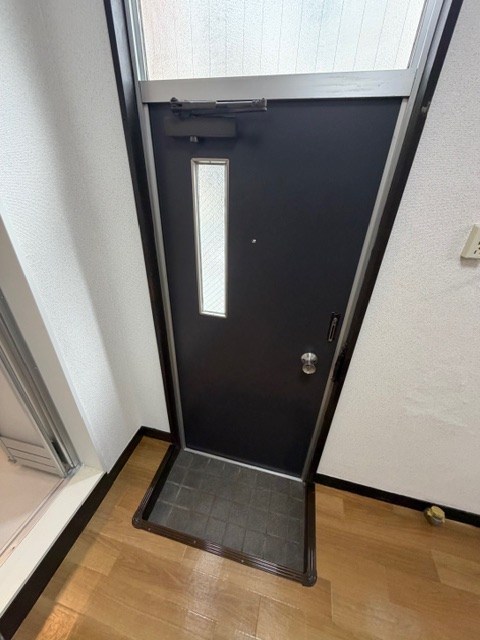第12アサヒハイツ 玄関