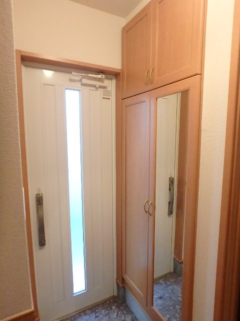 グリンゲイブルスの家 玄関