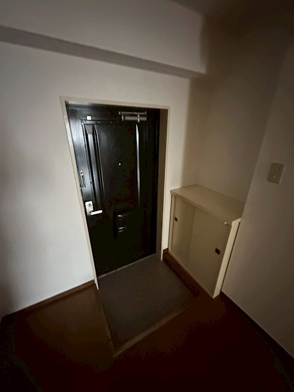 JLBグランエクリュ五反野 玄関