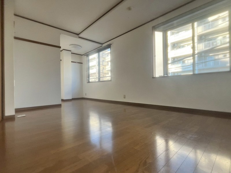 コーラルコート リビング