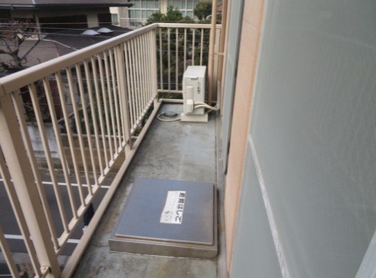 エステートピアMⅠ ベランダ