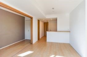 グランカーサ王子Ⅱ リビング