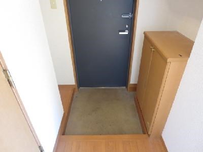 コロナハイツ  玄関